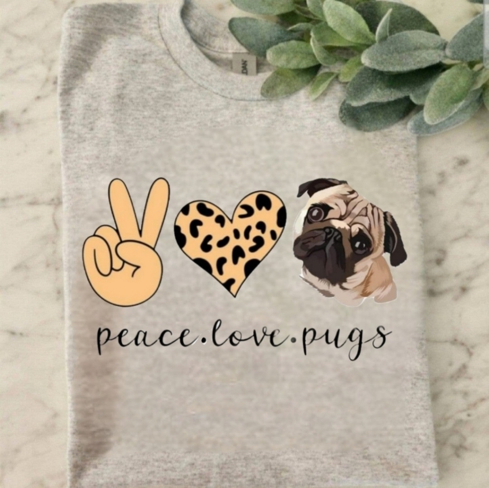 Pug mom shirt dog mama cute popular cheetah print trending